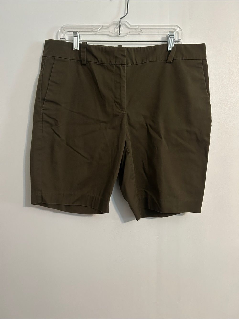 Ann Taylor Classic Women's Olive Green Shorts